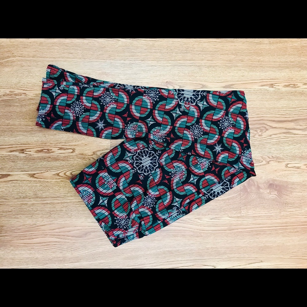 Christmas LuLaRoe TC Leggings - EUC
